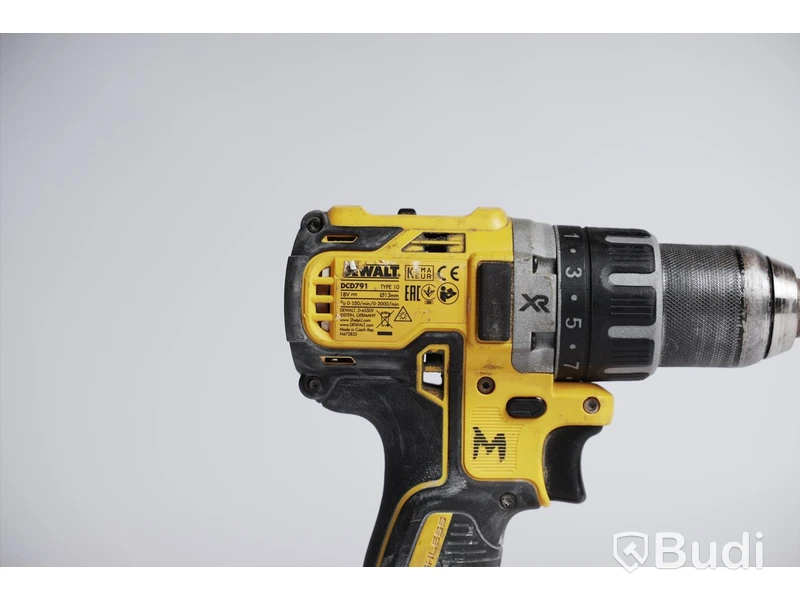 Skruvdragare ink 18V batteri och laddare. Dewalt DCD791