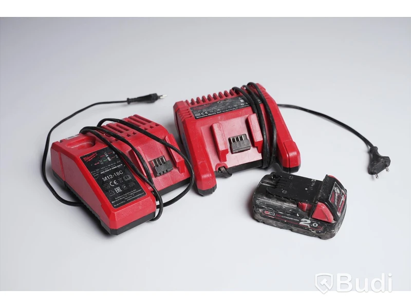 Fogpistol ink 2st 18V batterier och 2 st laddare. Milwaukee C18 PCG