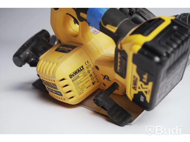 Cirkelsåg ink 2st 18V batterier och laddare. Dewalt DCS570NT