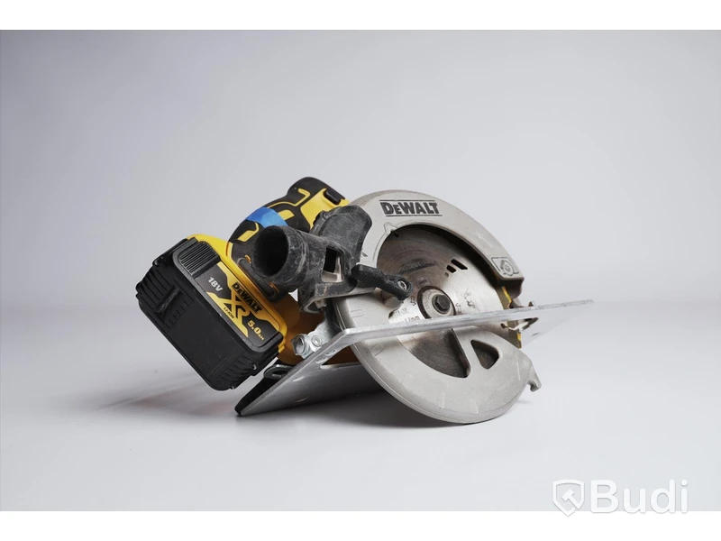 Cirkelsåg ink 2st 18V batterier och laddare. Dewalt DCS570NT