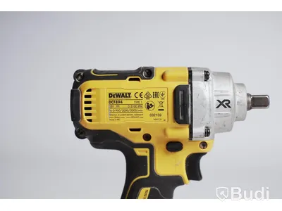 Skruvdragare ink 18V batteri och laddare. Dewalt DCF894