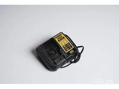 Skruvdragare ink 18V batteri och laddare. Dewalt DCF894