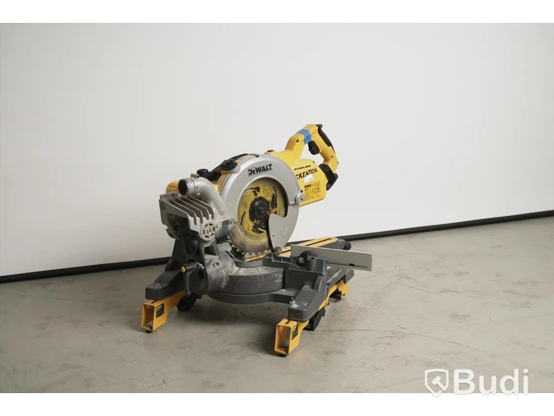 Kap- och gersåg. Dewalt DCS778