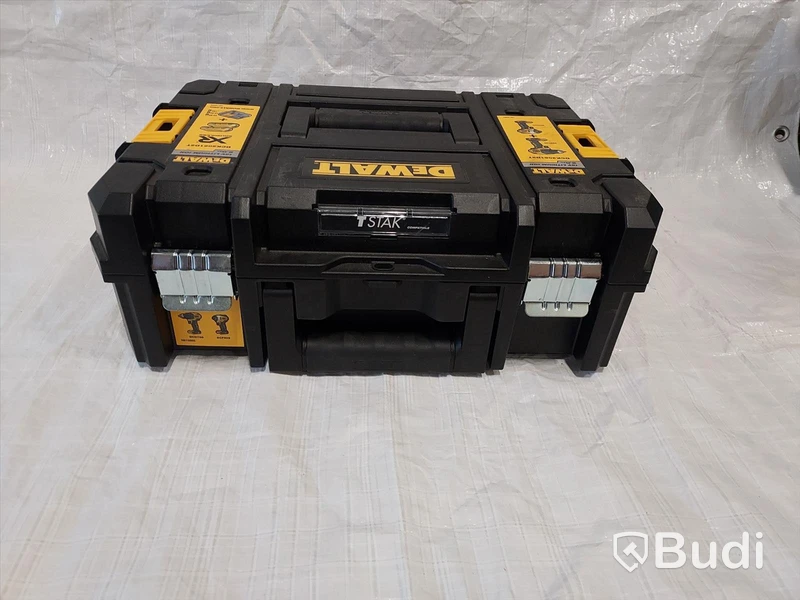 Dewalt kit m 2st skruvdragare 18volt  samt case