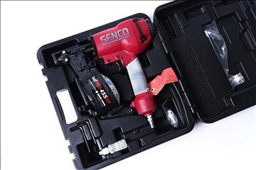 Senco takpappspistol Roof Pro 445XP. NY. Nypris ca 5199 kr.