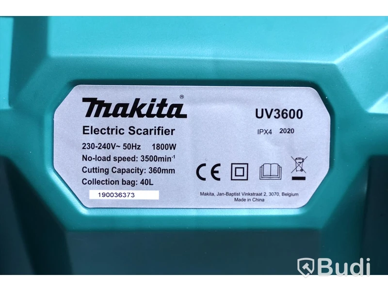 Vertikalskärare - Makita Electric Scarifier UV3600. Nypris ca 3000 kr. Ny.