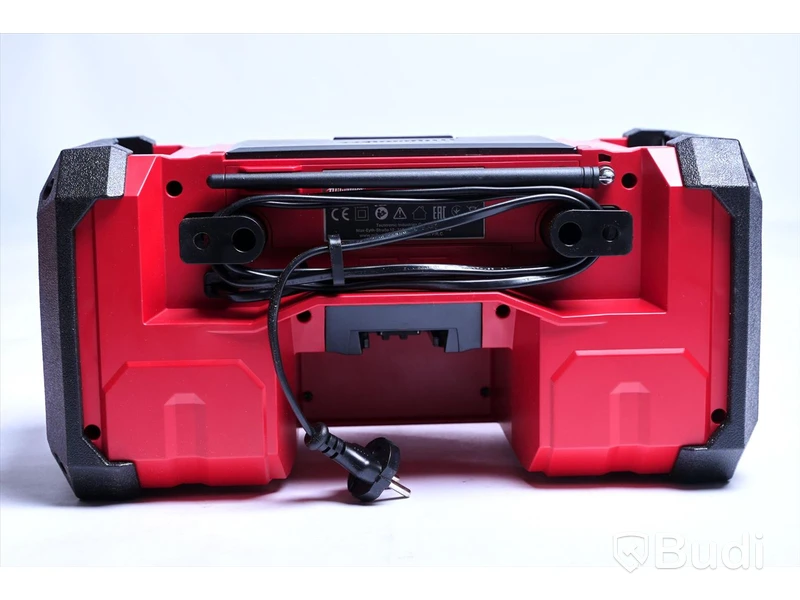 Arbetsradio - Milwaukee M18 JSRDAB+-0. Nypris ca 2000 kr. Ny.