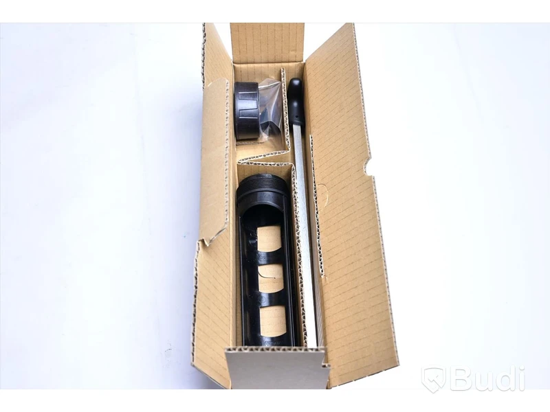 Patronhållare - Makita 196351-8 300 ml. Nypris ca 600 kr. Ny.