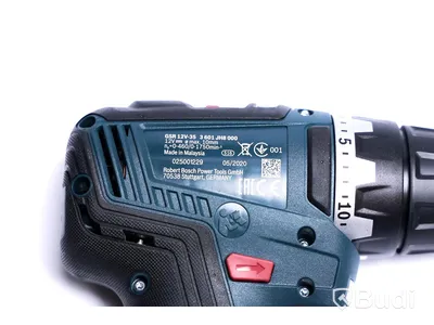 Skruvdragare - Bosch Professional GSR 12V-35. Nypris ca 1500 kr. Ny.