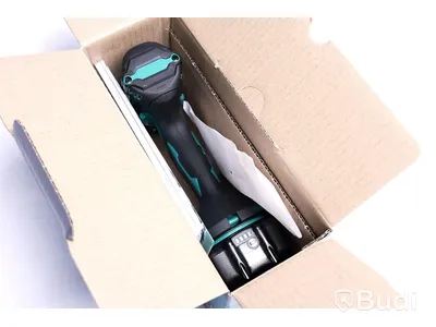 Borrskruvdagare - Makita DDF484T. Nypris ca 2500 kr. Ny.
