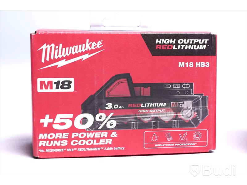 Batteripaket - Milwaukee M18 & M12. Nypris ca 4400 kr. Ny.