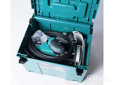 Handöverfräs - Makita RP2300FCXJ. Nypris ca 4500 kr. Ny.