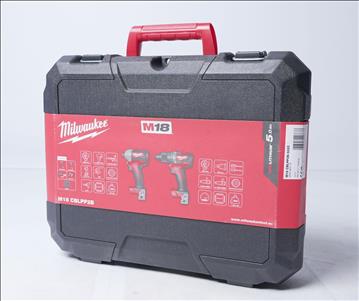 Verktygspaket - Milwaukee M18 CBLPP2B-502C. Nypris ca 4000 kr. Ny, Obruten förpackning.