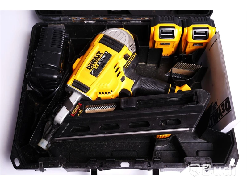 Dewalt DCN692P2, spikpistol inkl. 2 batterier och laddare
