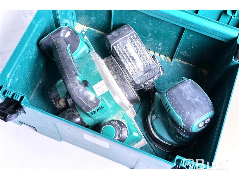 Hyvel och slipmaskin - Makita DKP180 och DBO180. OBS! Saknar batteri.