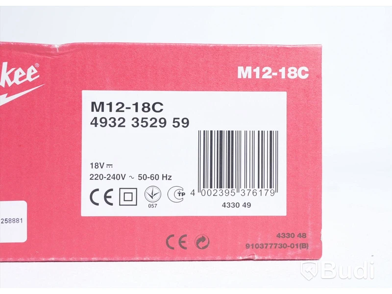 Slagskruvdragare, laddare samt batteri - Milwaukee M18 CBLID-0 slagskruvdragare, M12-18C laddare samt M18 HB8 batteri. Totalt värde ca 5100 kr. Ny.