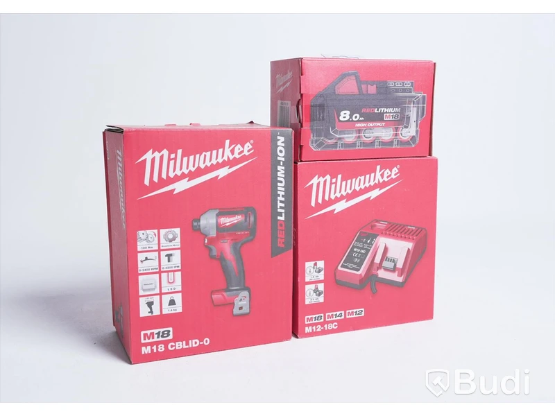 Slagskruvdragare, laddare samt batteri - Milwaukee M18 CBLID-0 slagskruvdragare, M12-18C laddare samt M18 HB8 batteri. Totalt värde ca 5100 kr. Ny.