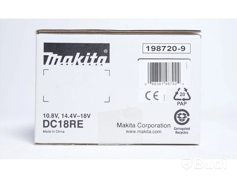 Laddare samt batteri - Makita DC18RE samt Makita BL1860B 18V 6,0Ah. Totalt värde ca 3400 kr. Ny.