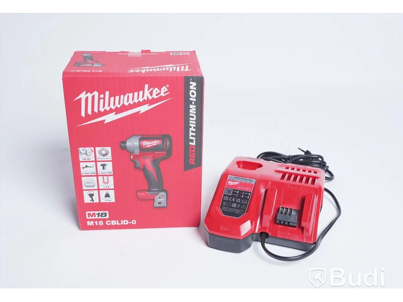 Slagskruvdragare samt laddare - Milwaukee M18 CBLID-0 slagskruvdragare samt M12-18FC laddare. Totalt värde ca 2800 kr. Ny. OBS! batteri ingår ej