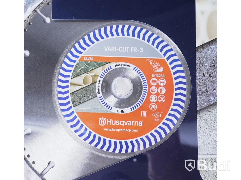 Kapskivor, 2st - Husqvarna Vari-Cut FR3 diameter 230mm. Totalt värde ca 2400kr. Ny.