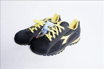 Skyddsskor - Diadora Utility Glove II S3 HRO SRA, stl 39 samt iläggssulan Ironman All Sport. Ny.