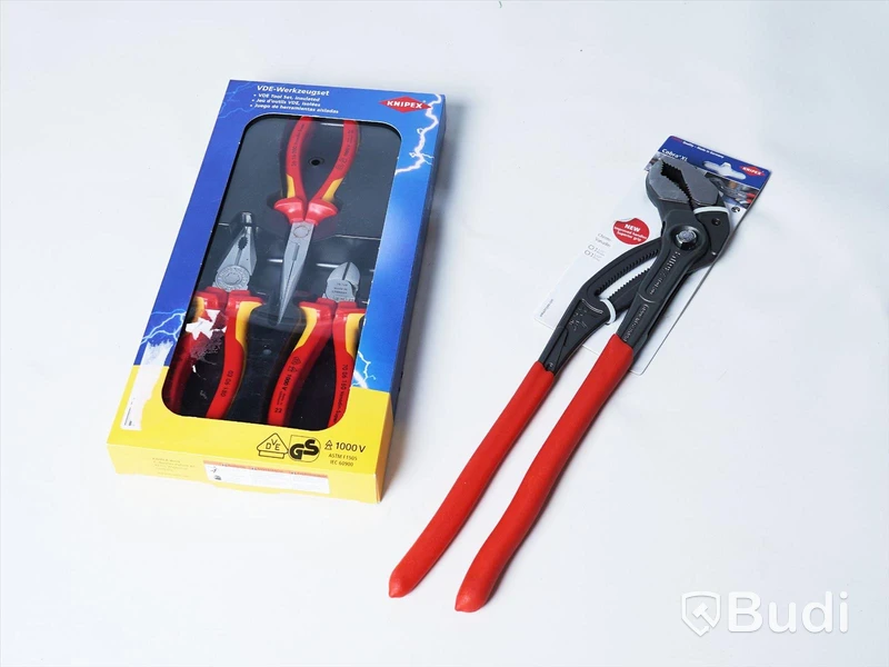 1 st verktyset för el samt 1 st polygriptång - Knipex 00 20 12 tångset VDE säkerhet 3-delar samt Knipex Cobra XL. Ny.