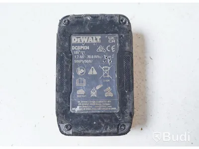 Borr-/skruvdragare och batteri - DeWalt DCD800 och DCBP034 18V 1,7 Ah. Funktionstestad. OBS! en skruv saknas, se bilder