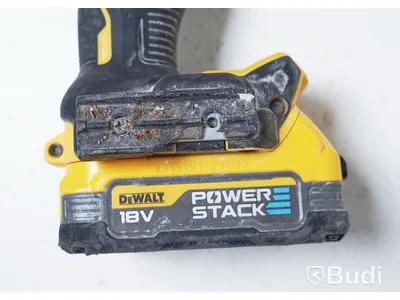 Borr-/skruvdragare och batteri - DeWalt DCD800 och DCBP034 18V 1,7 Ah. Funktionstestad. OBS! en skruv saknas, se bilder