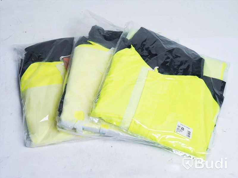 Regnjacka, 3st - L. Brador 903 HIVIS gul, se storlekar nedan. Totalt värde ca: 2500 kr