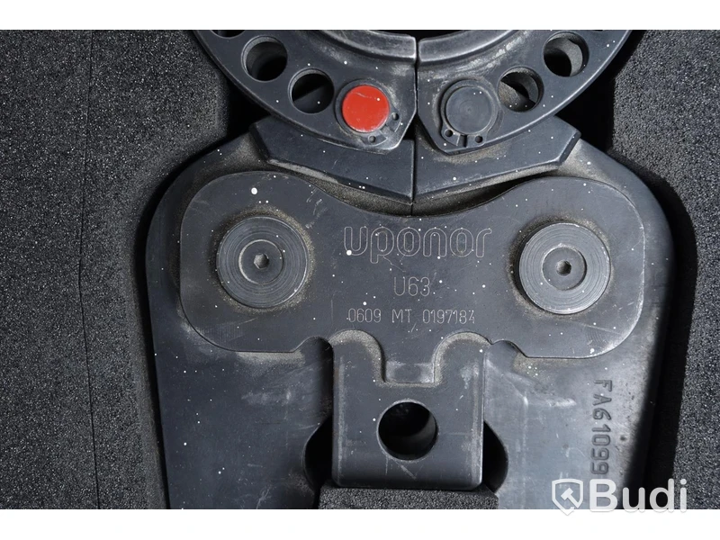 Pressback - Uponor U63