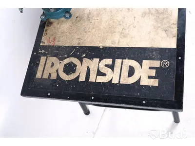 Arbetsbord  - Ironside med inbyggt skruvstäd