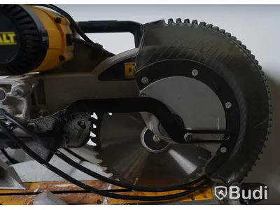 Kap- och gersåg. Dewalt DWS780.