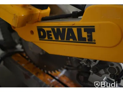 Kap- och gersåg. Dewalt DWS780.
