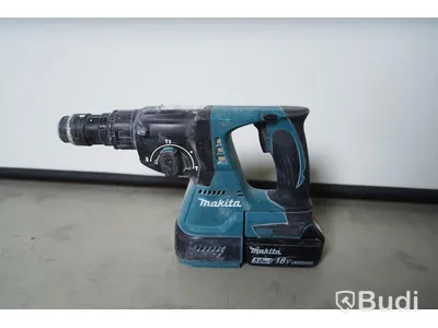 Borrhammare med dammsugare samt tillbehör. Makita DHR243, Makita DX02.  Funktionstestad.