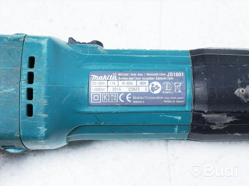 Plåtsax, 2 st - Makita JS1602 + okänd märke/model.