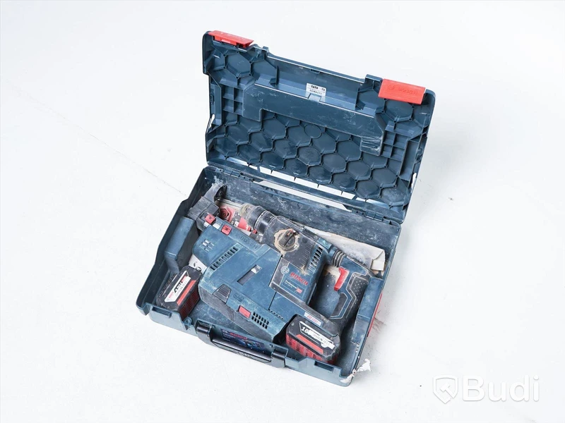 Borrhammare och dammutsug - Bosch GBH 18V-26 och GDE 18V-16