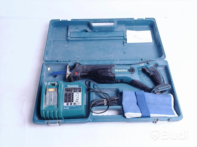 Tigersåg — Makita BJR181. Säljes utan batteri. EJ funktionstestad.