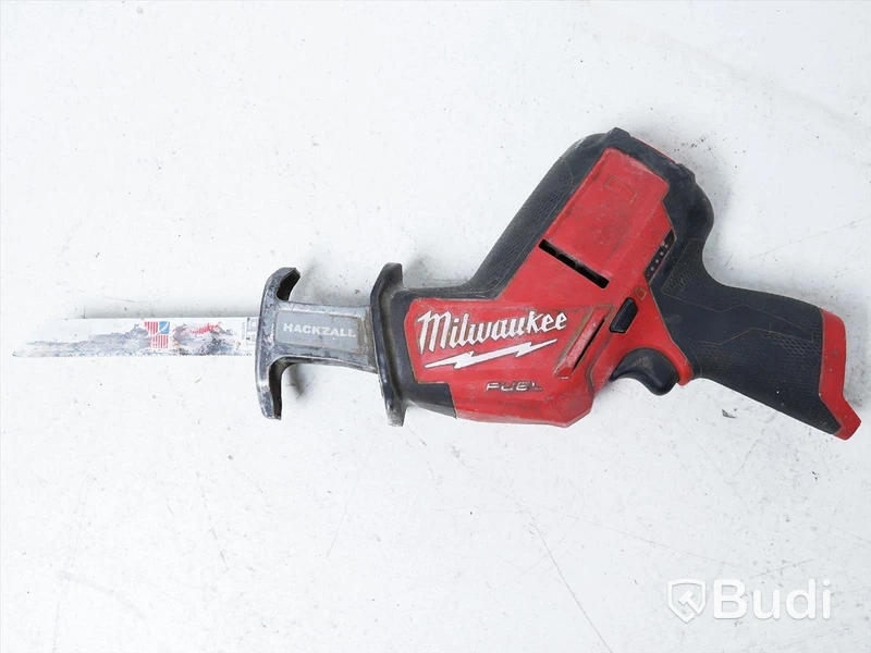 Tigersåg och slagskruvdragare - Milwaukee M12 CHZ och M18 CBLID, OBS! Säljs utan batteri och laddare.