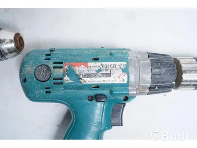 3 st. Skruvdragare inkl batterier - Makita DHP 453 (2st), Makita 6316D.