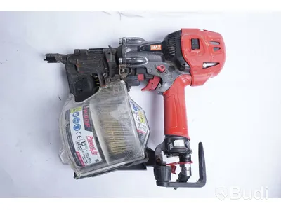 Spikpistol för tryckluft MAX HN90F, inkl. förlängningsslang.