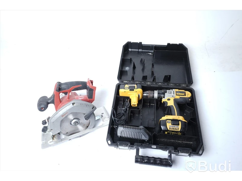 Verktygspaket DeWalt & Milwaukee. Skruvdragare och cirkelsåg.