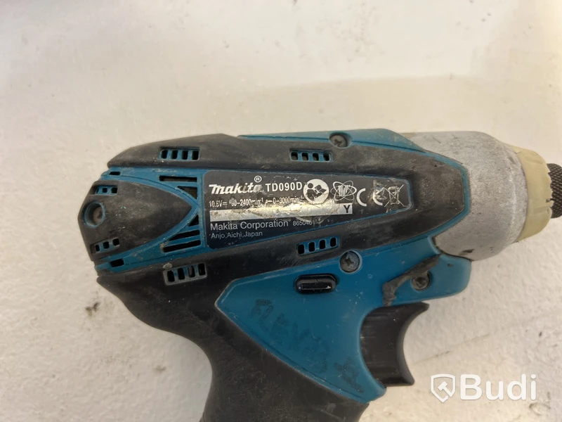 2 st. Skruvdragare Makita