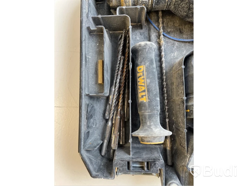Borrhammare, Dewalt D25134K