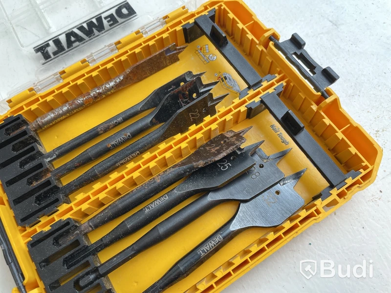 Dewalt korslaser samt andra tillbehör