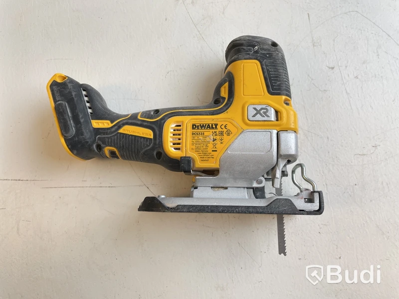Sticksåg, Dewalt DCS335