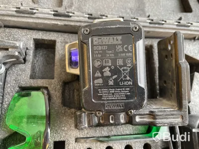 Korslaser, Dewalt DCE089G