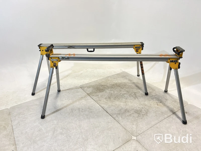 2 st. Sågbord DE7023 XJ Dewalt