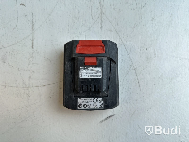 2 st. Batterier Hilti, olika modeller,