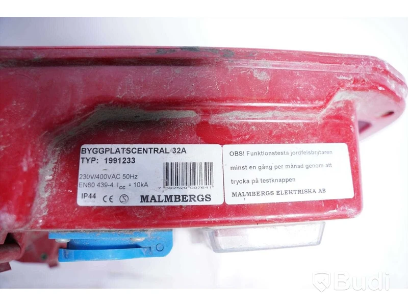 Byggcentral 2st inkl. kabel - Malmbergs 32a. Ej funktionstestad.