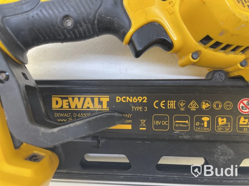 Spikpistol Dewalt, DCN692